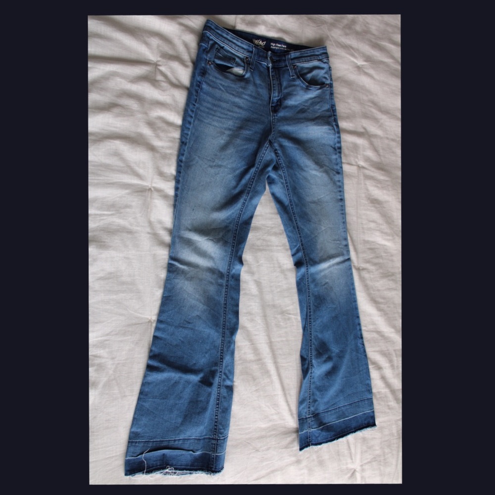 Flare light wash jeans